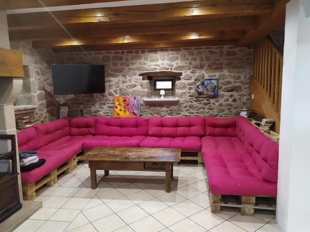 La Grange De Salvaneix Gite Pour 15 Personnes 7 Chambres Avec 6 Sdb-6Wc Sarran Esterno foto